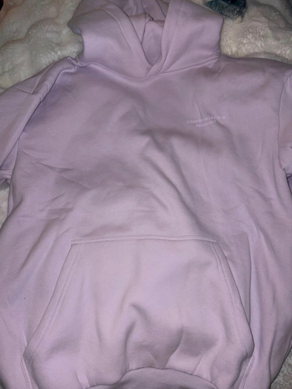 Lilac Crewneck Hoodie with Subtle Chest Text - Unbranded